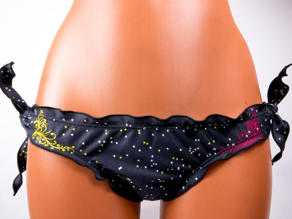 Bikini Dark Indy vista alternativa — fantasia lotus ispirata alla tradizione buddista